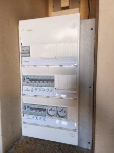 Photo de galerie - Remplacement pour mise aux normes, d'un tableau électrique pour un appartement T2.