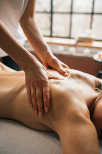 Photo de galerie - Massage huiles essentielles ou lemniscate