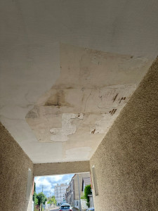 Photo de galerie - Préparation pose de revêtement toile sur plafond 