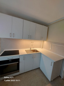 Photo de galerie - Montage et installation de cette cuisine.