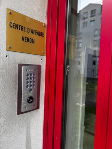 Photo de galerie - Installation digicode URMET