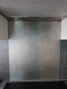 Photo de galerie - Protection mur plaque de cuisson et hotte.
dégraissage en profondeur 