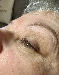 Photo de galerie - Cil à cil 