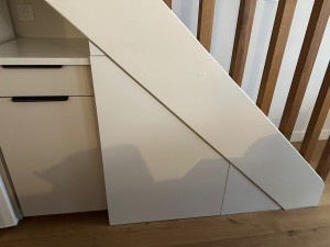 Photo de galerie - Placard sous l'escalier