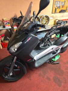 Photo de galerie - Remplacement joint de culasse 125 xmax 