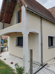 Photo de galerie - Enduit gratté + création de fausse pierre 