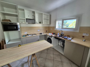 Photo de galerie - Début montage cuisine IKEA 