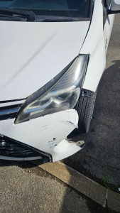 Photo de galerie - Remplacement pare choc / optique 