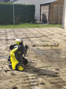 Photo de galerie - ? Passage du Karcher, pour vos terrasses, cours, murets. 