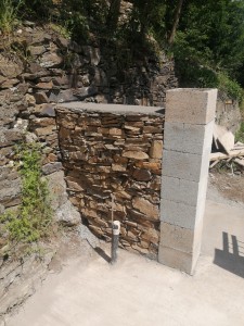 Photo réalisation - Taille de pierre - Marbrerie - Yoann - Annonay (Centre-Ville) : Mur en pierre 