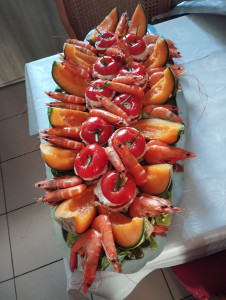 Photo de galerie - Préparation des entrées, décoration etc