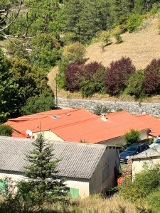 Photo de galerie - Traitement curatif, préventif et la mise en place d’une résine colorée sur plaque. Pst a Sisteron 04