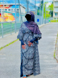 Photo de galerie - Robe en Wax Africain. 2 pièces. Création personnelle.