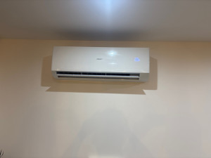 Photo de galerie - Pose Clim réversible d’une dos à dos 