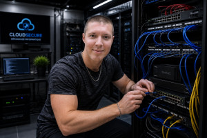 Photo de galerie - Installation et dépannage réseau : configuration de switch, câblage Ethernet, connexion de serveurs et NAS, vérification du réseau et résolution des problèmes de connexion. Intervention réalisée proprement et méthodiquement.