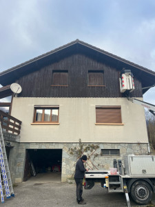 Photo de galerie - Rénovation lasure boiserie 