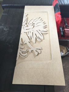 Photo de galerie - Création d’un emblème en MDF ,gros travail de penture derrière ,77 Bussy-Saint-Georges.