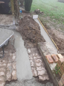 Photo de galerie - Fouille / fondation pour jardiniere 