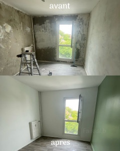 Photo de galerie - Detapiserie des murs , ponçage, enduits des murs et poncage, sous-couche plus de couche  + 2 couches de velours, 
