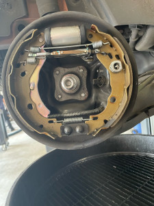 Photo de galerie - Frein à tambour arrière 