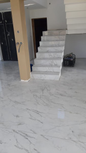 Photo de galerie - Pose carrelage sol et escalier