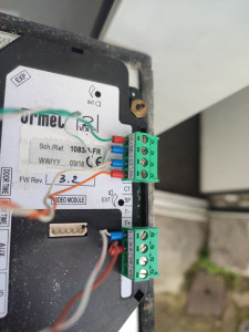 Photo de galerie - Dépannage interphonie, changement d'une platine de rue HS