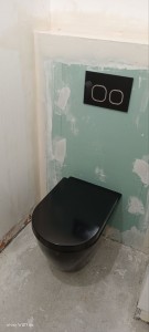 Photo de galerie - Remplacement wc standard par un suspendu, doublage en placo et enduit à bande. 