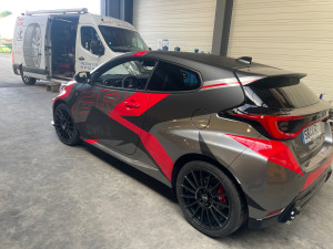 Photo de galerie - Remplacement disques et plaquettes avant et arrière 