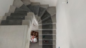Photo de galerie - Carrelage escalier beton