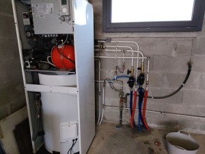 Photo de galerie - Entretien et désembouage installation Pompe à chaleur 