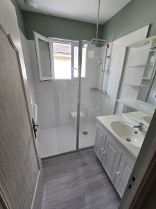 Photo de galerie - Création de salle de bain 