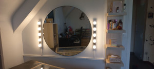 Photo de galerie - Installation des lamps. 