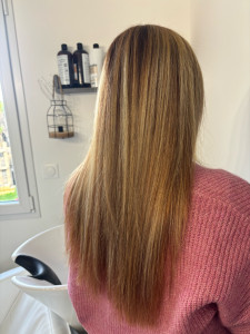 Photo de galerie - Un balayage blond avec une pointe d’un ancien cuivré
