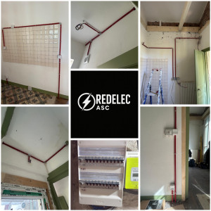 Photo de galerie - Installation électrique complète en rénovation. Passage des gaines, câblage, pose du tableau électrique et mise en conformité. Travail soigné, sécurisé et conforme aux normes NFC 15-100.