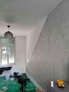 Photo de galerie - Peinture a effet sable, peinture mur blanc satinée 
