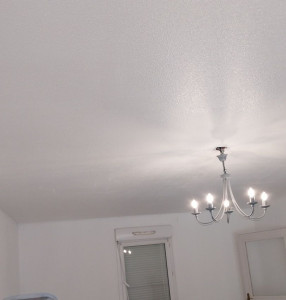Photo de galerie - Peinture plafonds sur crepi