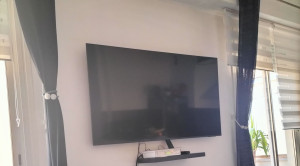 Photo de galerie - Installation support TV + TABLETTE 