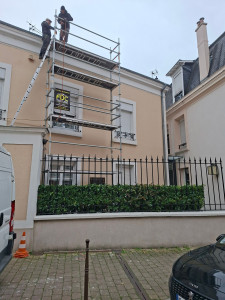 Photo de galerie - Montage d'un échafaudage.