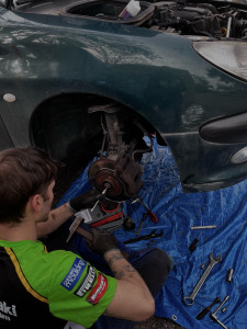 Photo de galerie - Réparation voiture