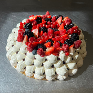 Photo de galerie - Pavlova fruit rouge 