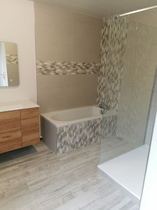 Photo de galerie - Refaire une salle de bain de A. Z