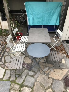 Photo de galerie - Table et chaises de jardin