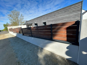 Photo de galerie - Clôture en bois exotique 