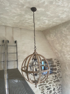 Photo de galerie - Pose de lustre après 