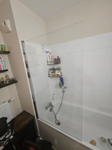 Photo de galerie - Instalation pare de baignoire 