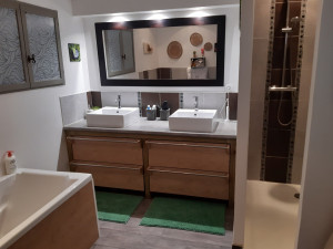 Photo de galerie - Réalisation meuble salle de bain