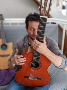 Photo de galerie - Cours de guitare acoustique