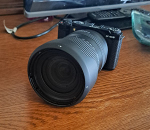 Photo de galerie - Appareil photo à objectif interchangeable