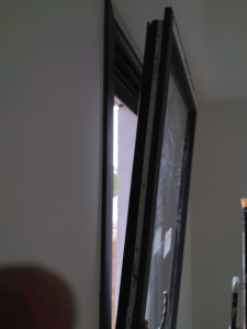 Photo de galerie - Transformation d'un ouvrant a la française et. mis en ouvrant oscilobatan 