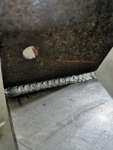 Photo de galerie - Assemblage de platine par soudure.